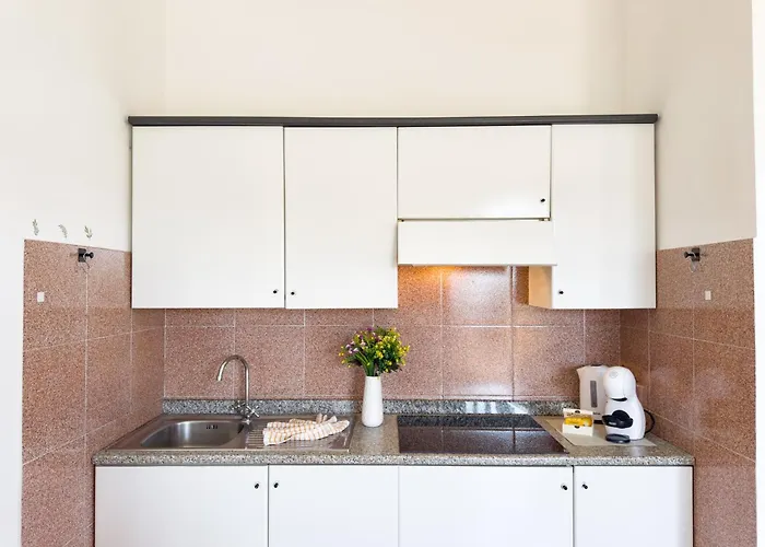 Beatrice, Ad Un Passo Dal Centro *