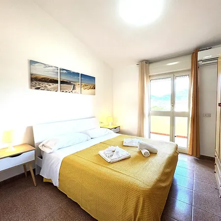 Beatrice, Ad Un Passo Dal Centro * Villasimius