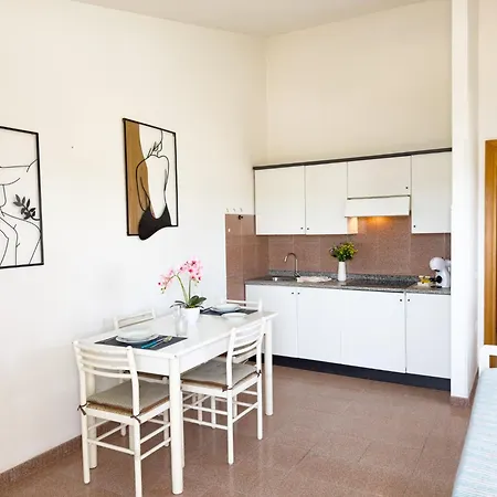 Beatrice, Ad Un Passo Dal Centro *