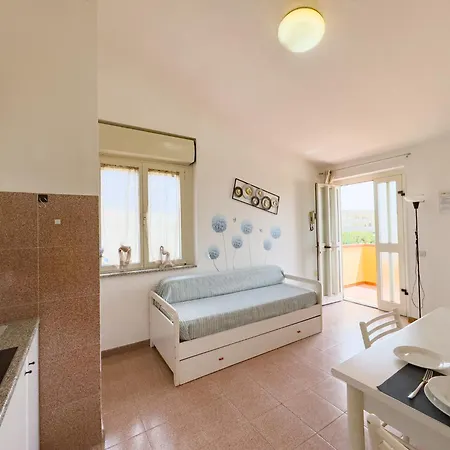 Beatrice, Ad Un Passo Dal Centro Tatil Evi Villasimius