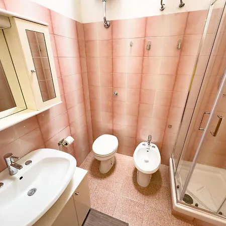 Beatrice, Ad Un Passo Dal Centro 別荘 *