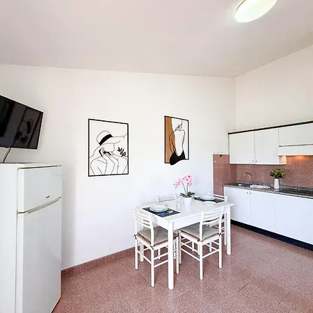 Tatil Evi Beatrice, Ad Un Passo Dal Centro Villasimius